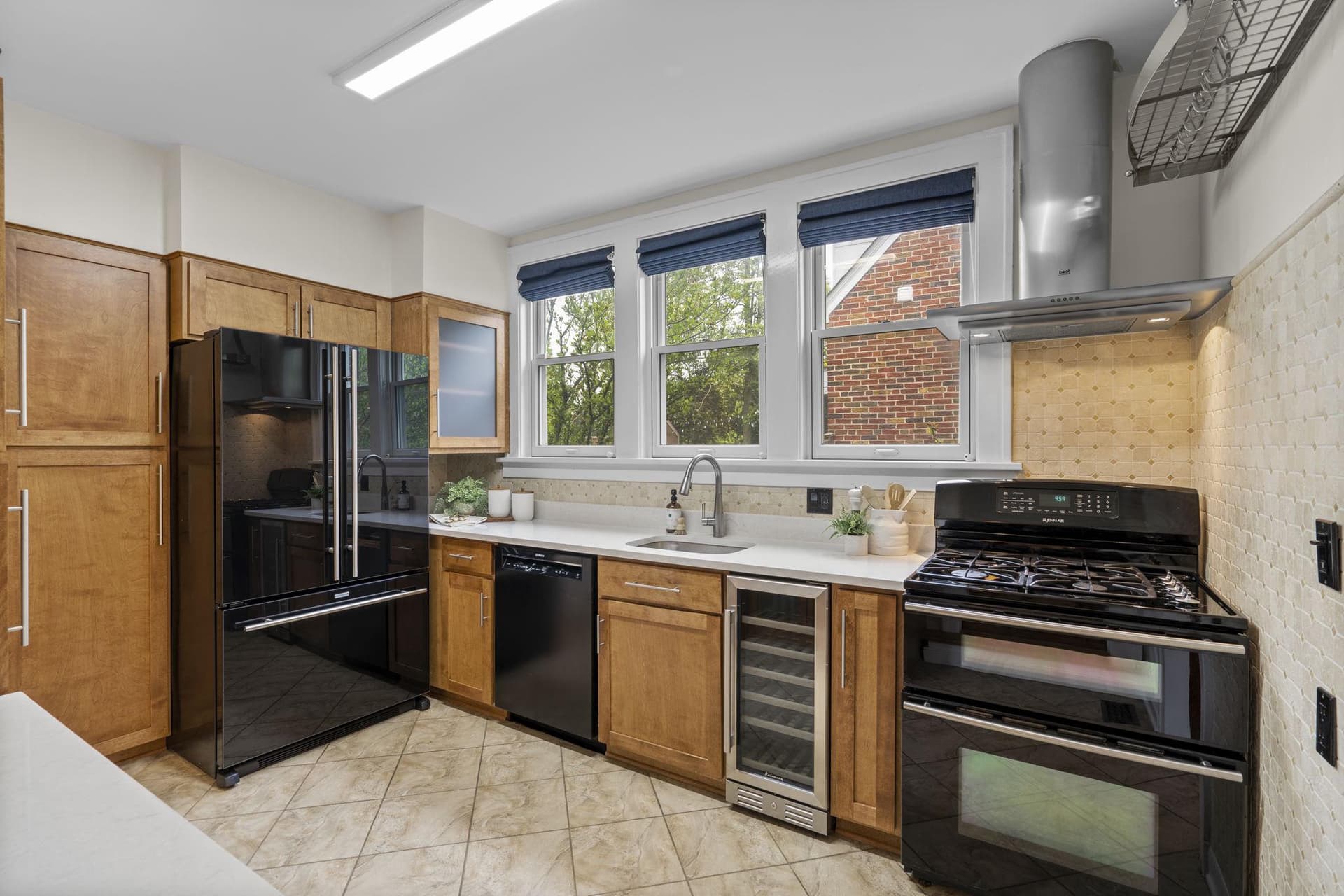 9409 Garwood Street photo 15
