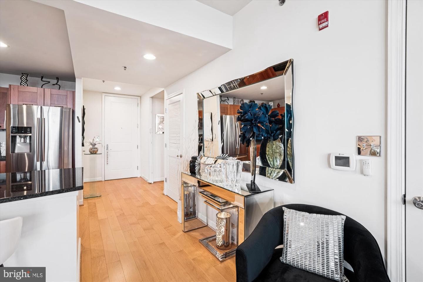 5750 Bou Avenue #601 photo 3