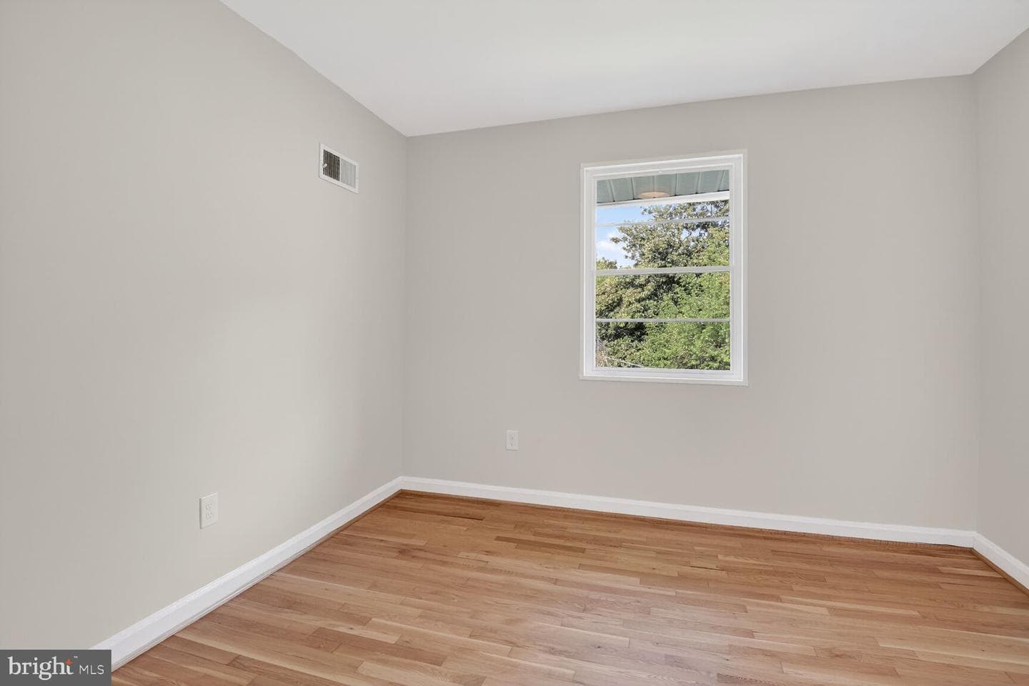 5363 Pooks Hill Road photo 19