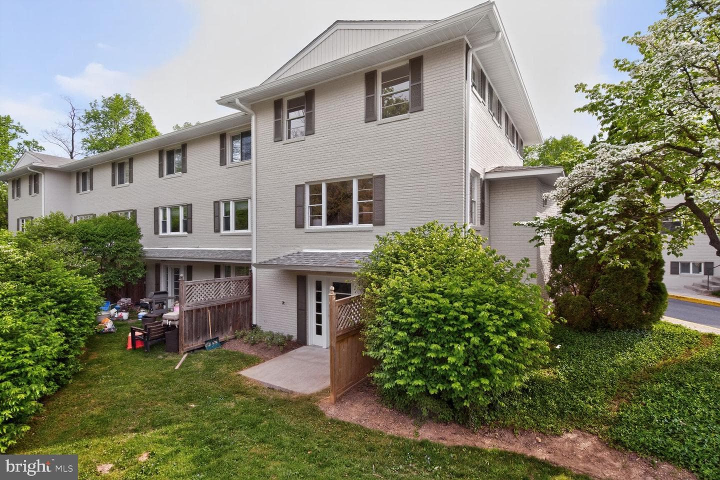 5363 Pooks Hill Road photo 3