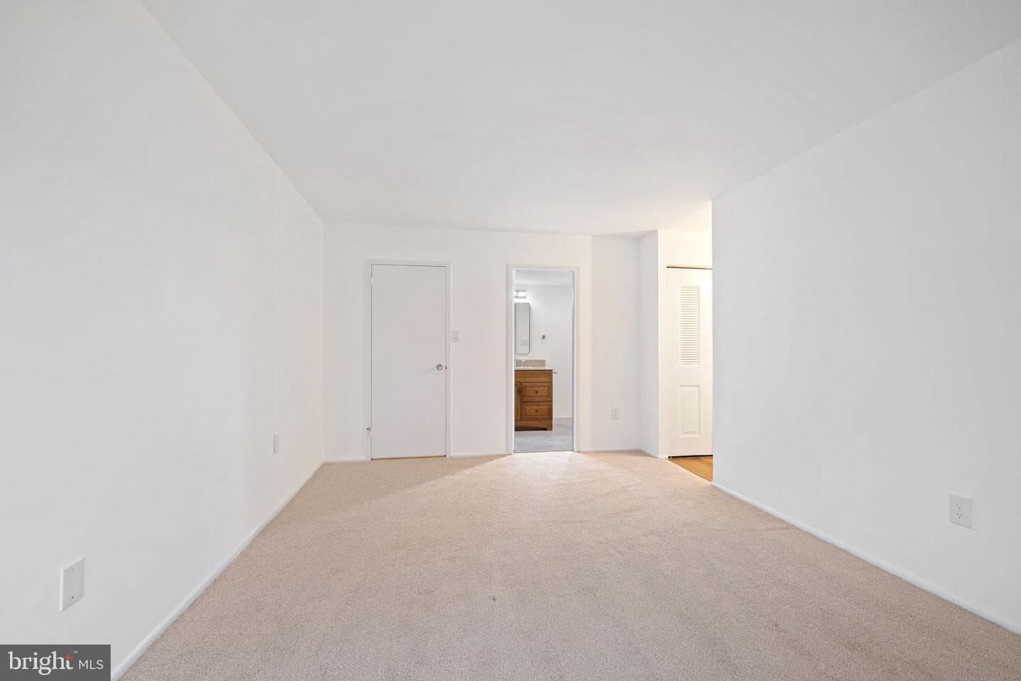 411 Christopher Avenue #33 photo 17
