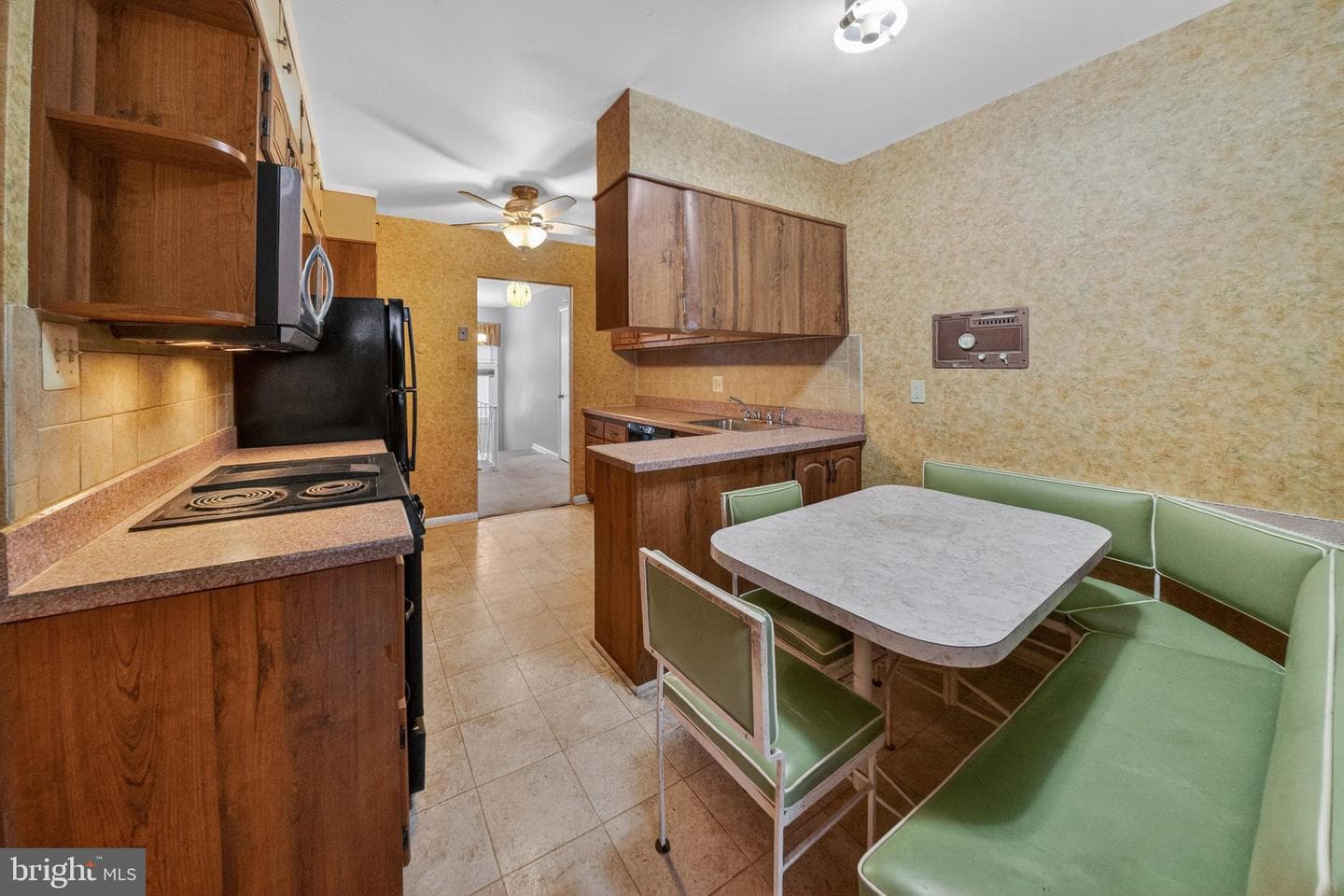1030 Cresthaven Drive photo 12