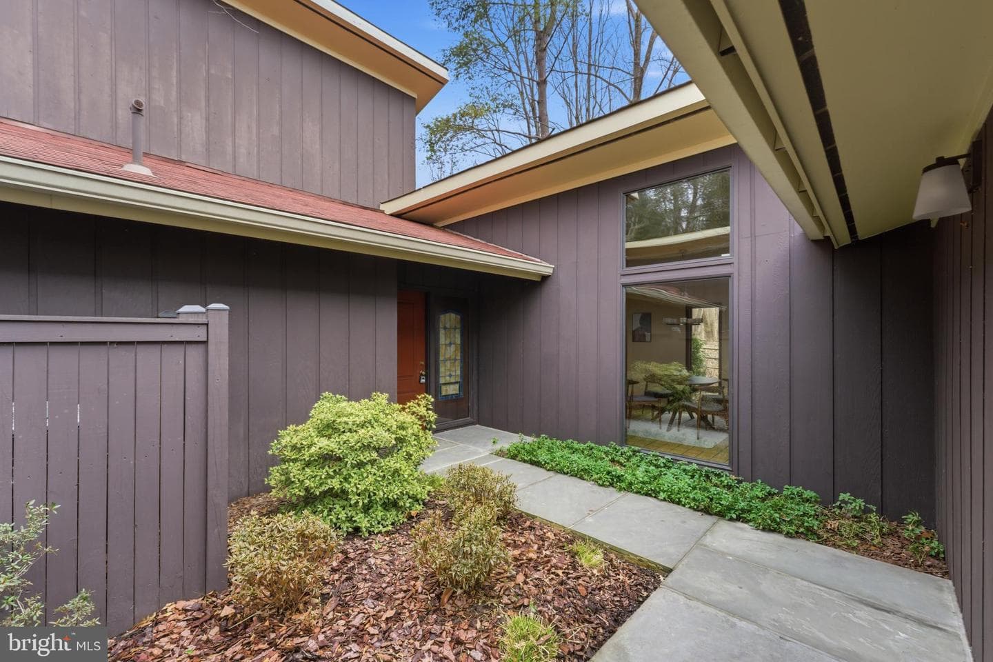 421 Beaumont Road photo 3
