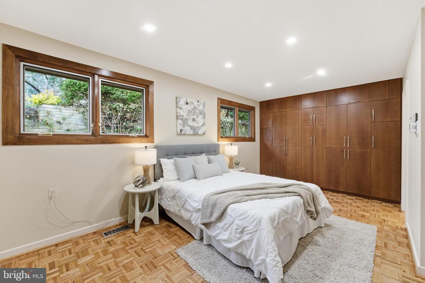 421 Beaumont Road photo 30