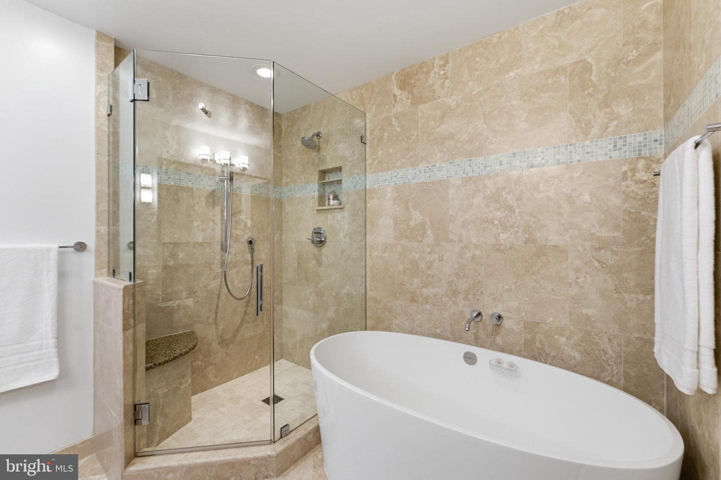 421 Beaumont Road photo 32