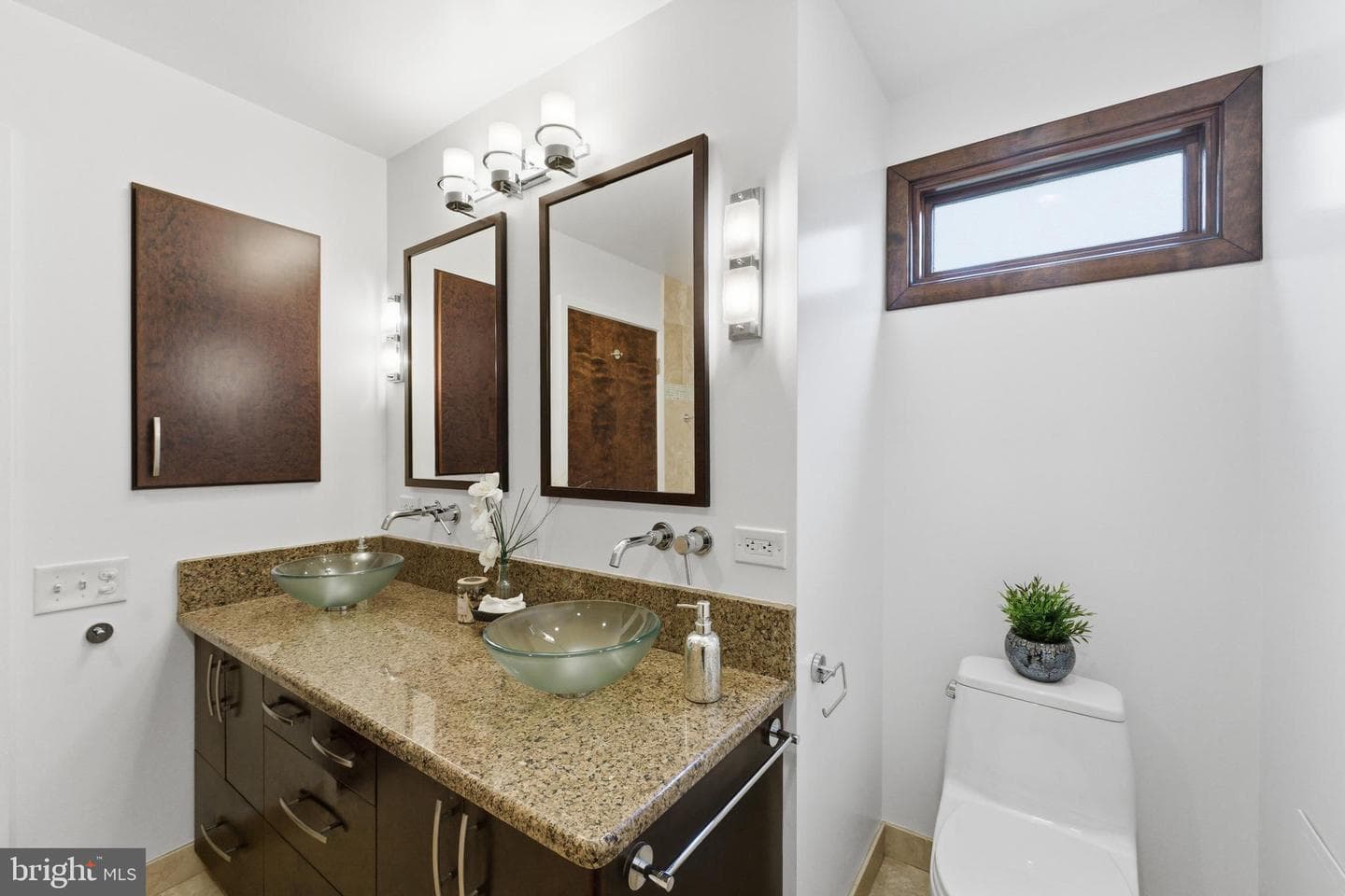 421 Beaumont Road photo 33