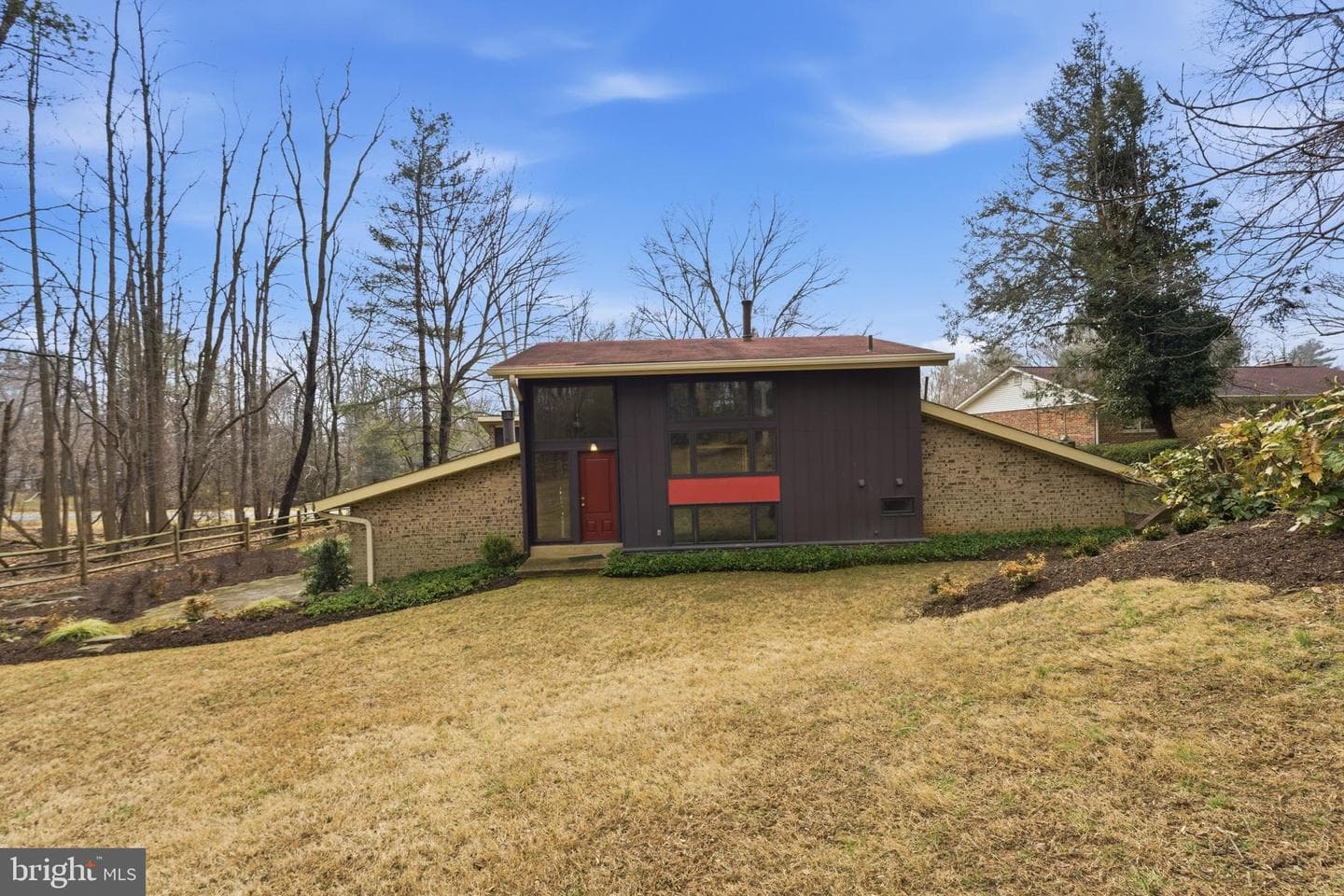 421 Beaumont Road photo 44