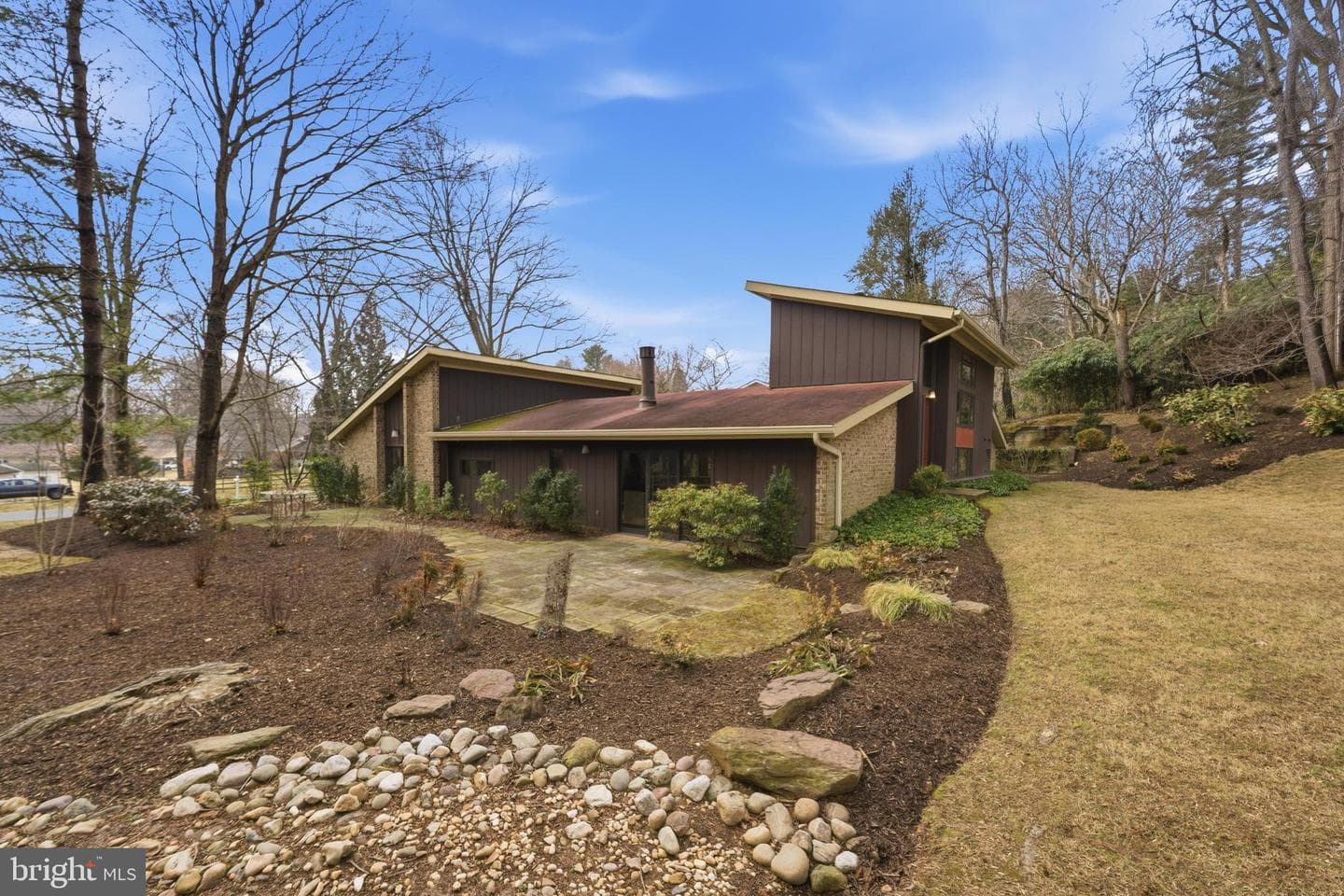 421 Beaumont Road photo 45