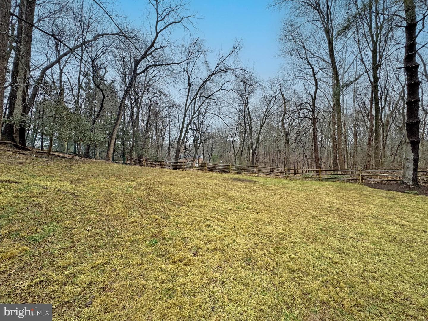 421 Beaumont Road photo 50