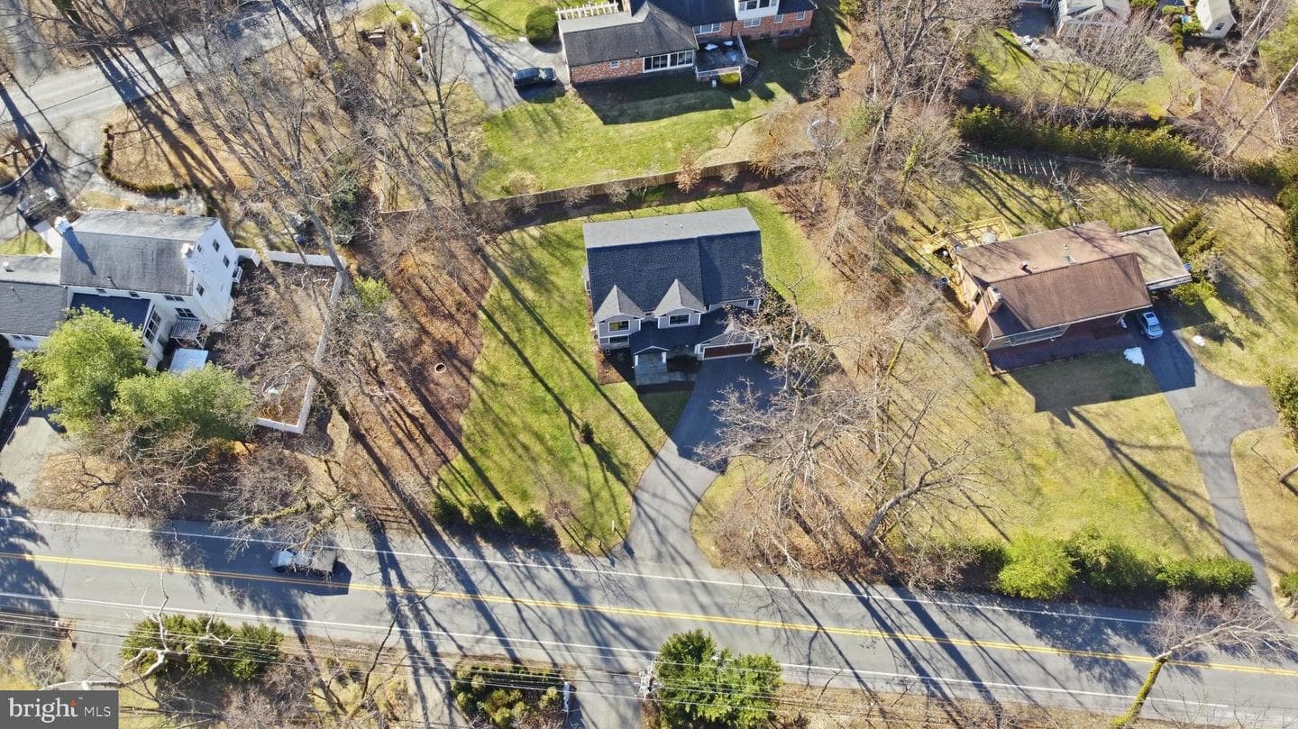 9206 Fernwood Road photo 2