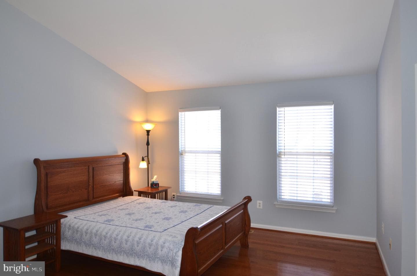 461 Clayhall Street photo 21