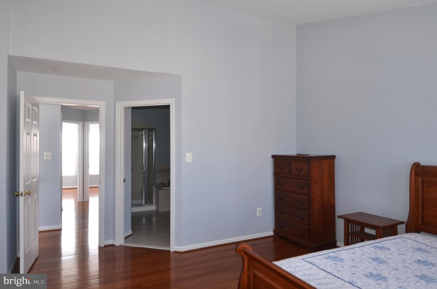 461 Clayhall Street photo 28