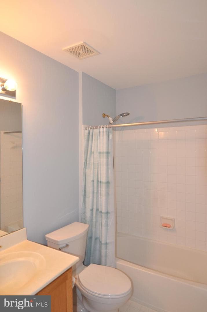 461 Clayhall Street photo 36