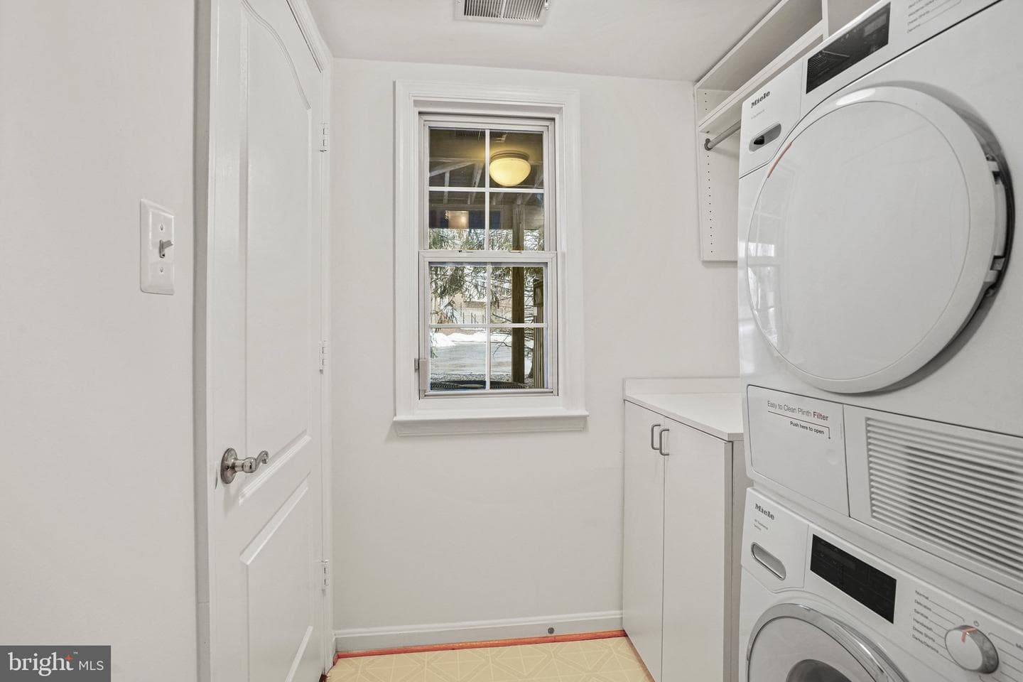 2028 Ashleigh Woods Court photo 39