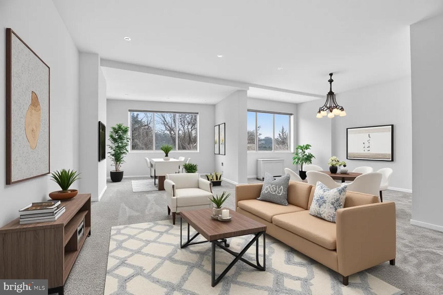 10401 Grosvenor Place #216 photo 2