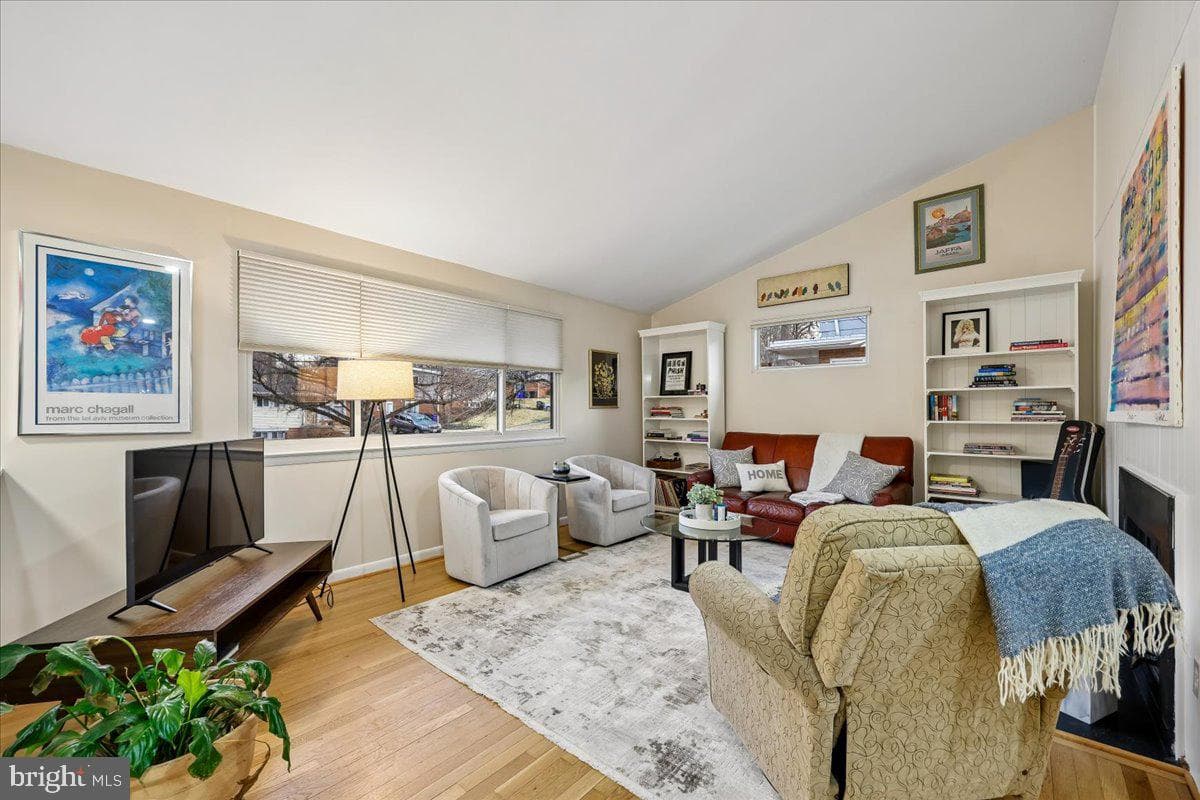 11403 Fairoak Drive photo 20