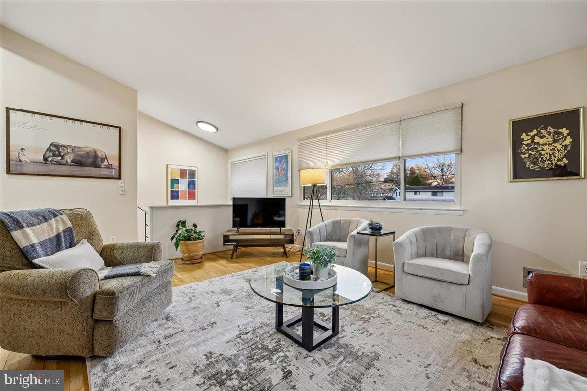 11403 Fairoak Drive photo 21