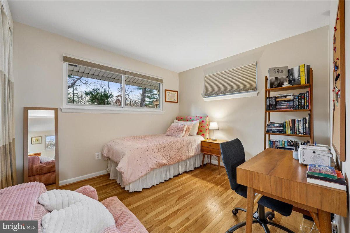 11403 Fairoak Drive photo 32