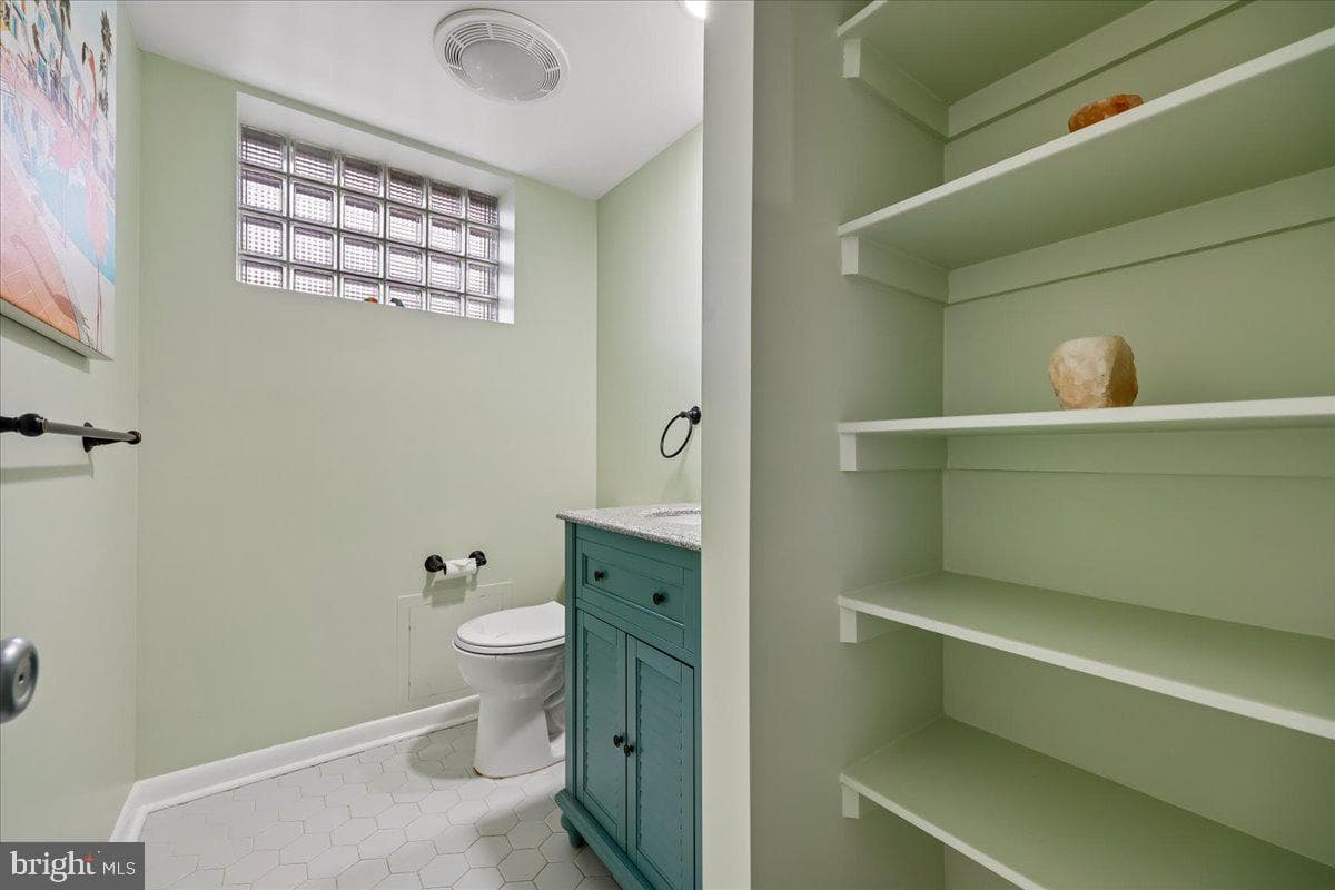 11403 Fairoak Drive photo 38