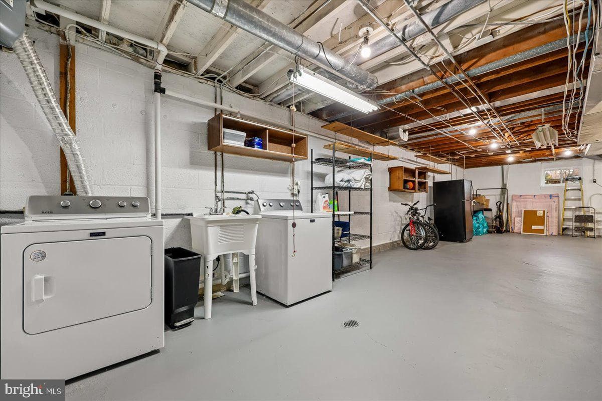 11403 Fairoak Drive photo 40