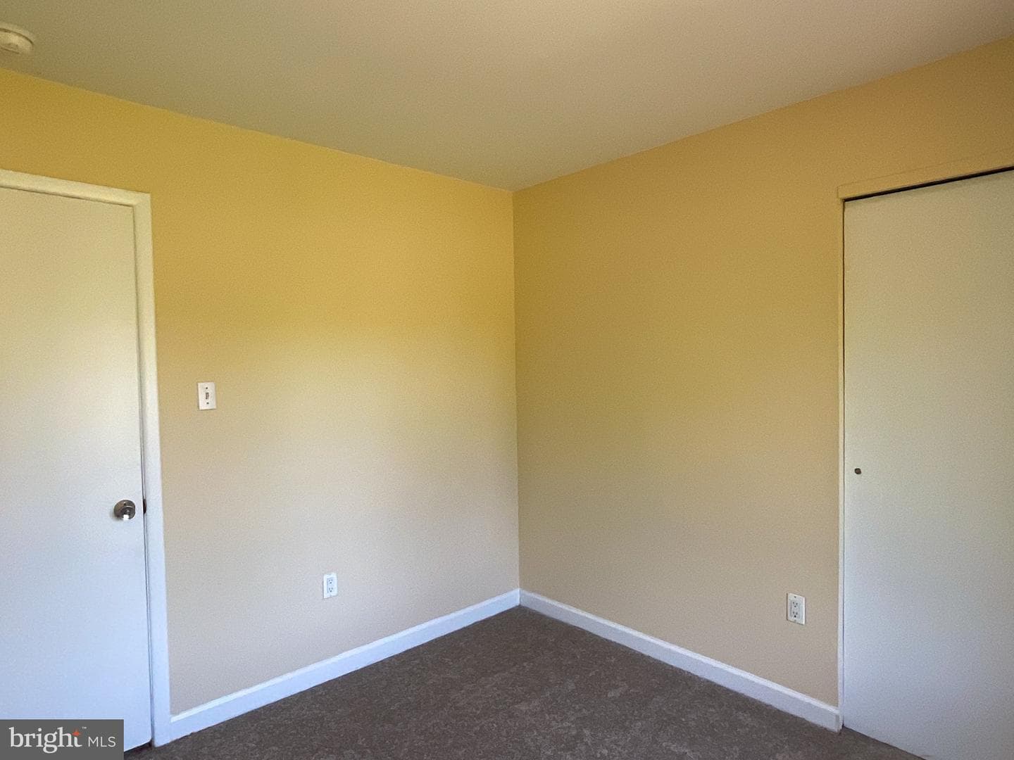 9040 Centerway Road photo 33