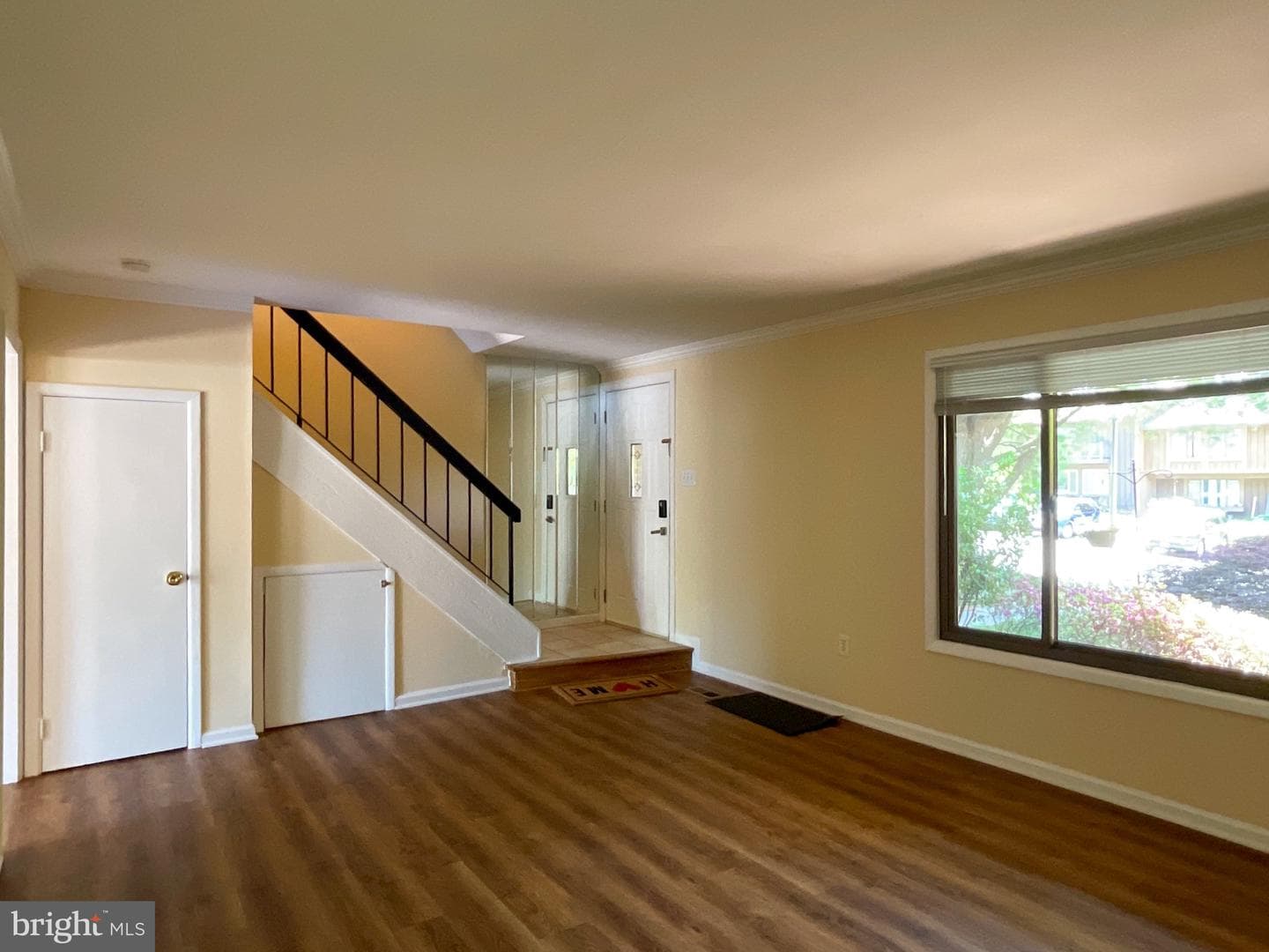 9040 Centerway Road photo 9