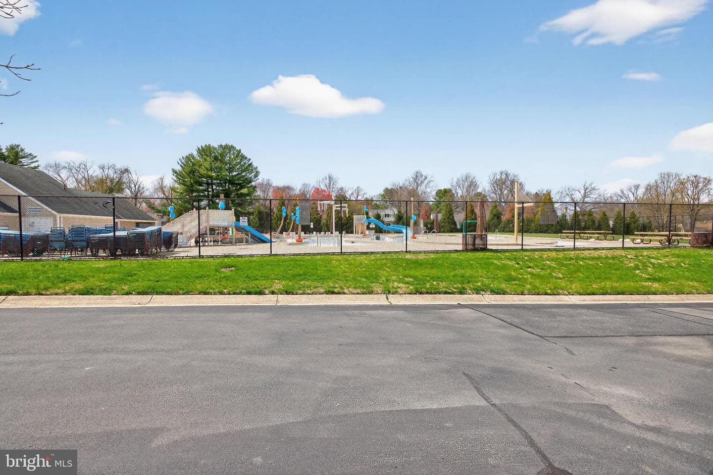 7810 Heritage Farm Drive photo 47