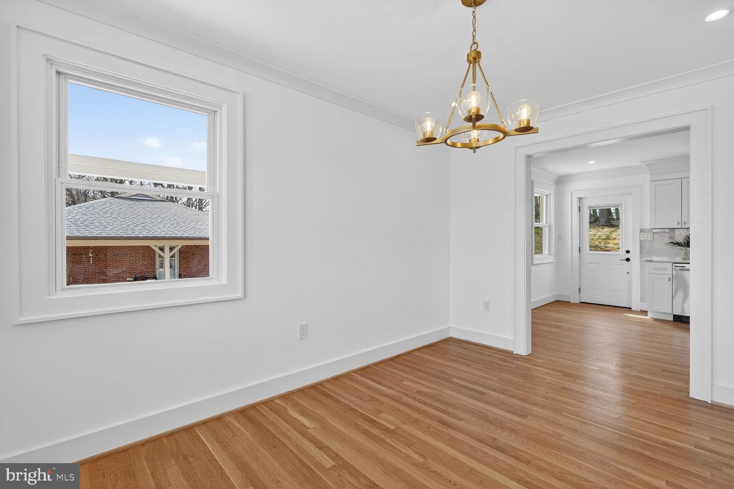 10224 Green Forest Drive photo 5