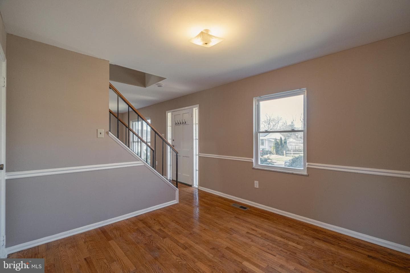 4718 Mercury Drive photo 9