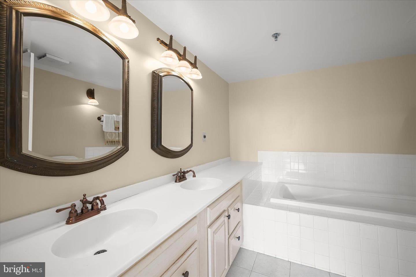 5450 Whitley Park Terrace #507 photo 31