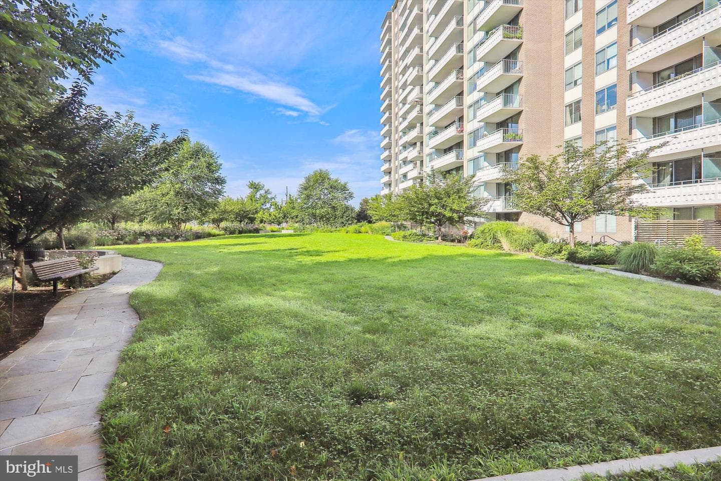 5101 River Road #1106 photo 27
