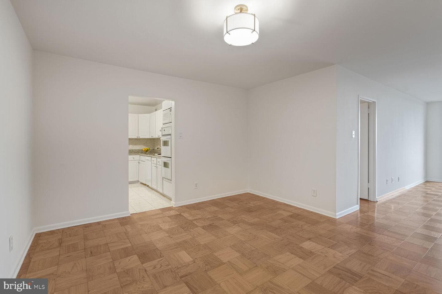 5101 River Road #1106 photo 6