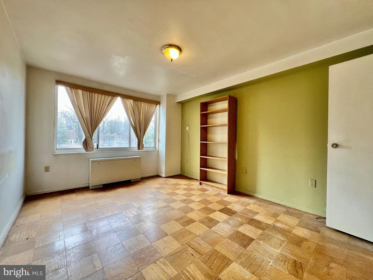 10201 Grosvenor Place #404 photo 12