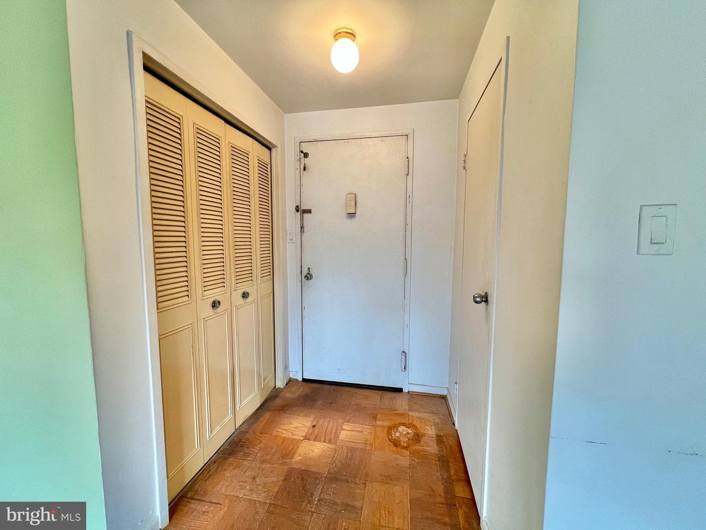10201 Grosvenor Place #404 photo 20