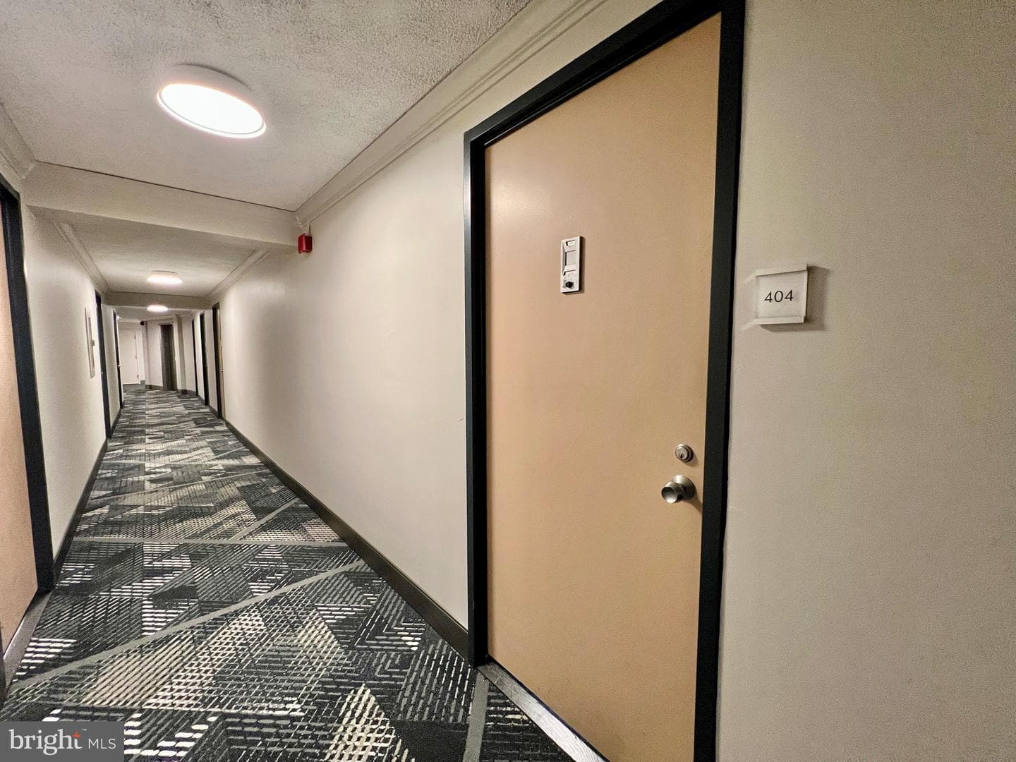 10201 Grosvenor Place #404 photo 22