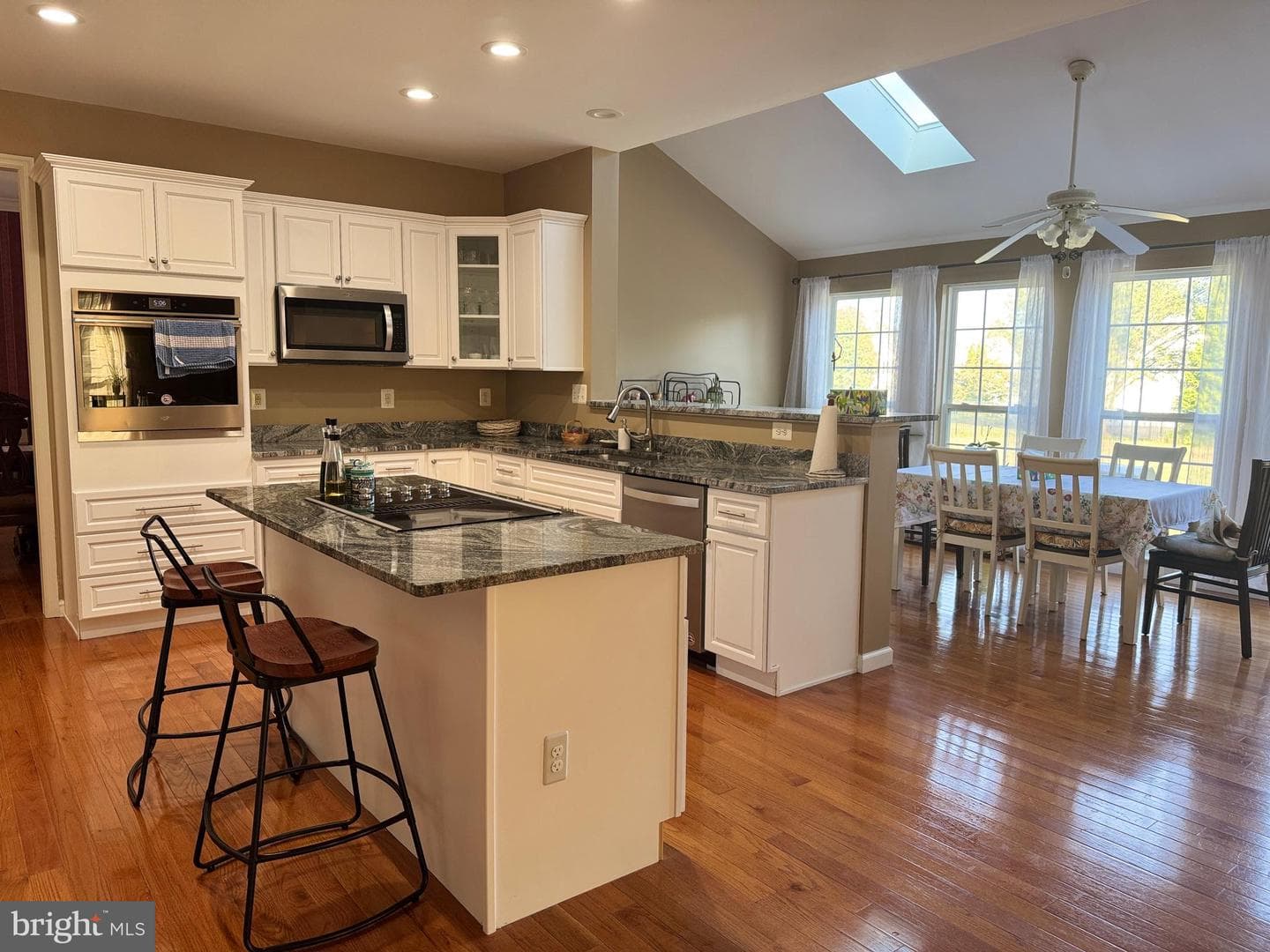 23601 White Peach Court photo 16