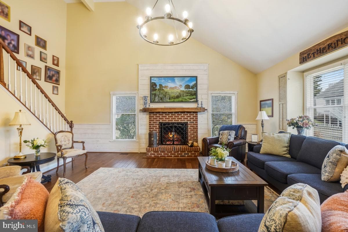 16405 Upbrook Court photo 14