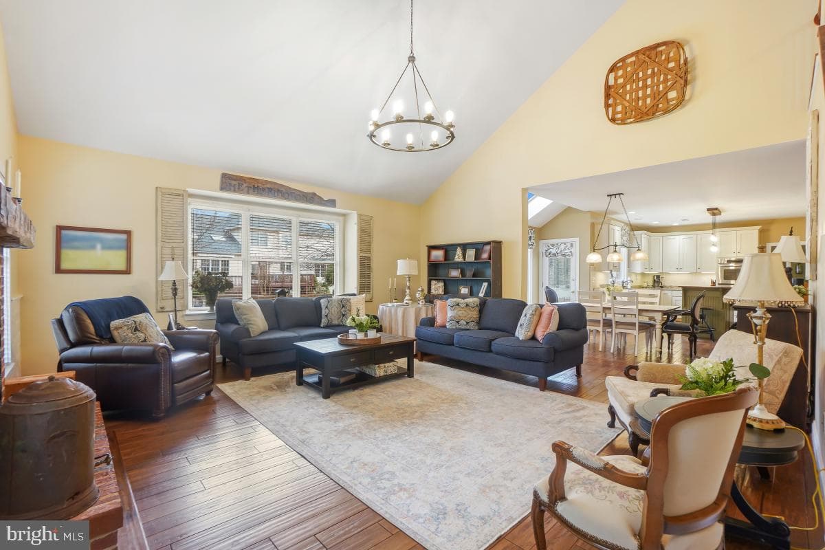 16405 Upbrook Court photo 15