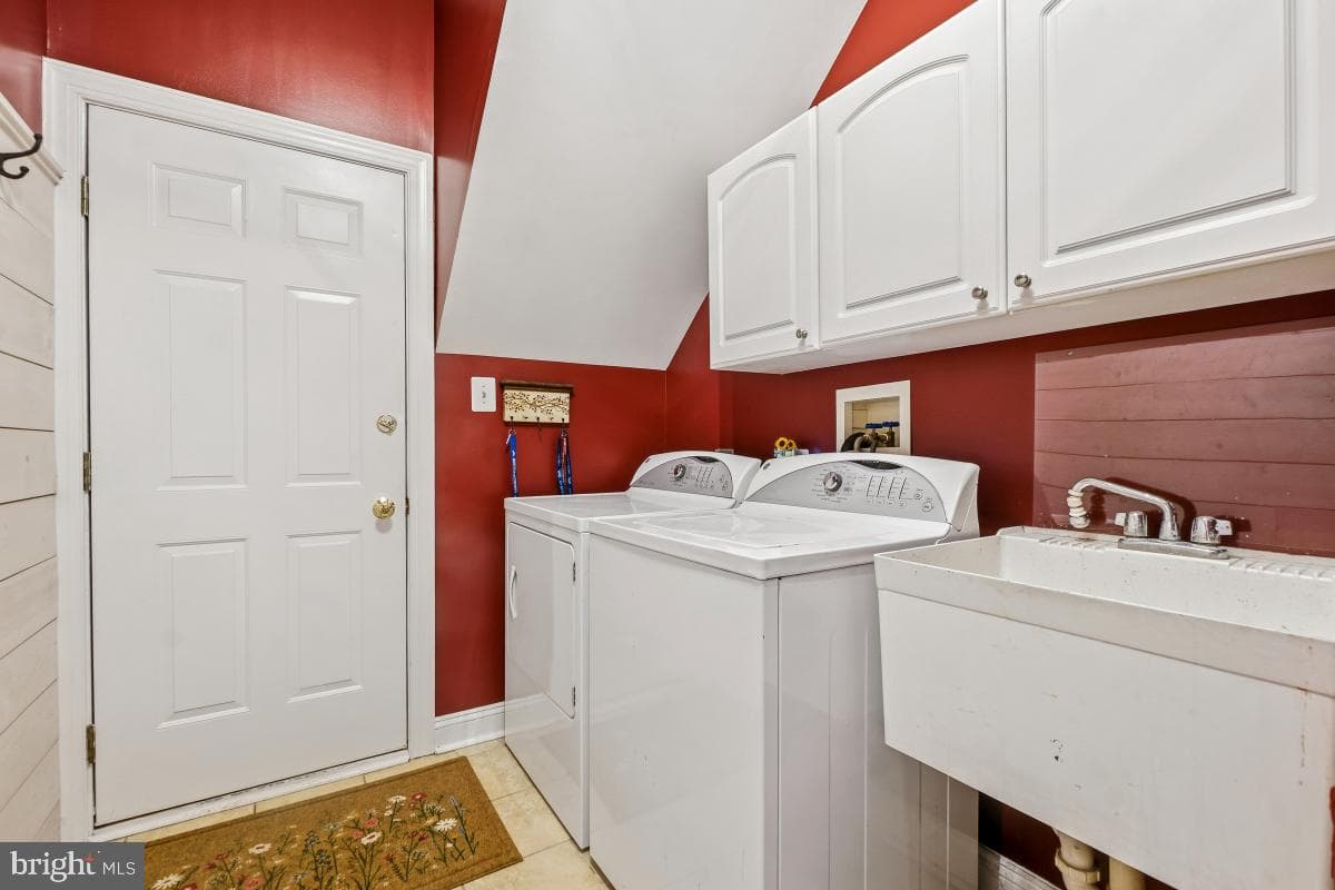 16405 Upbrook Court photo 18