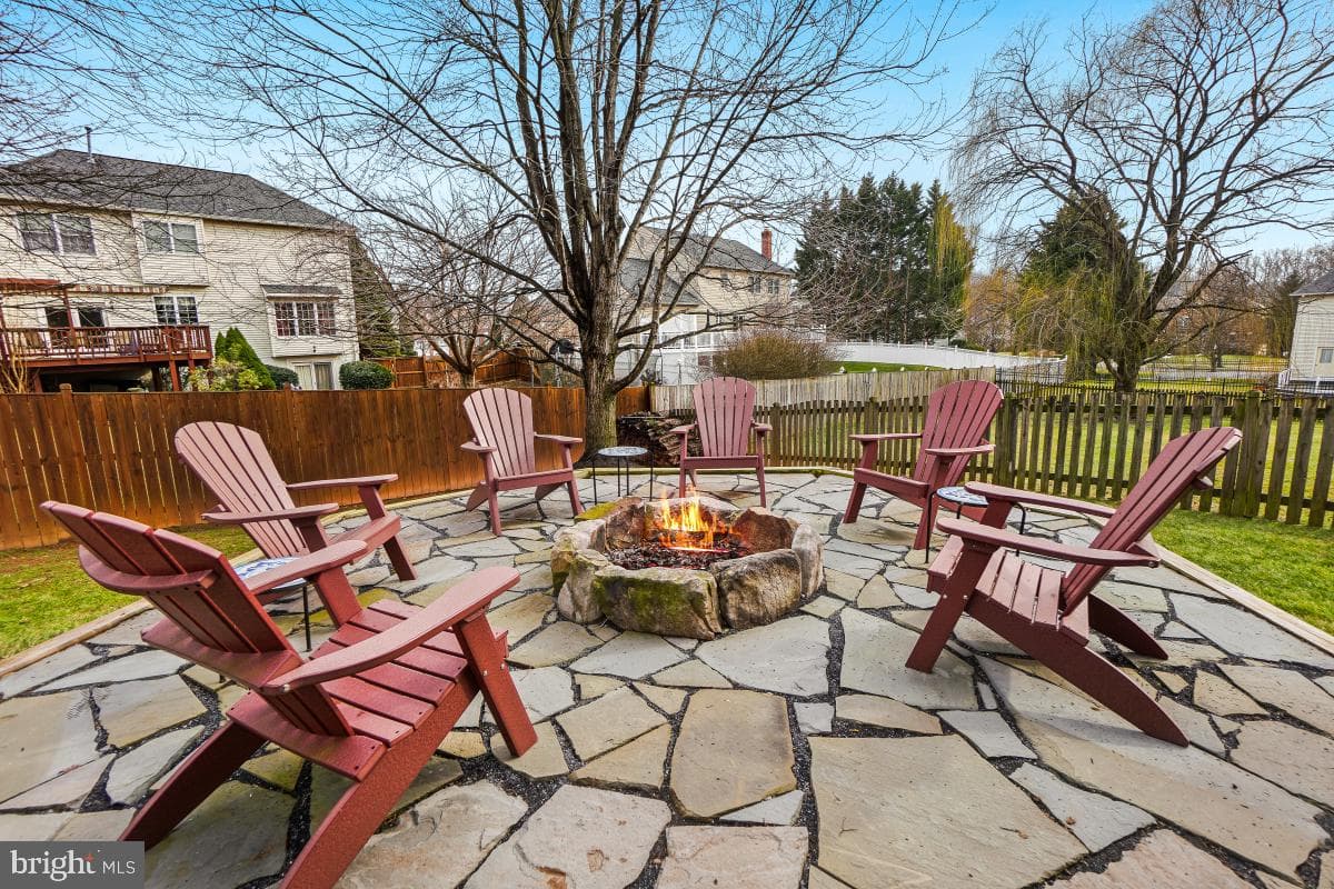 16405 Upbrook Court photo 42