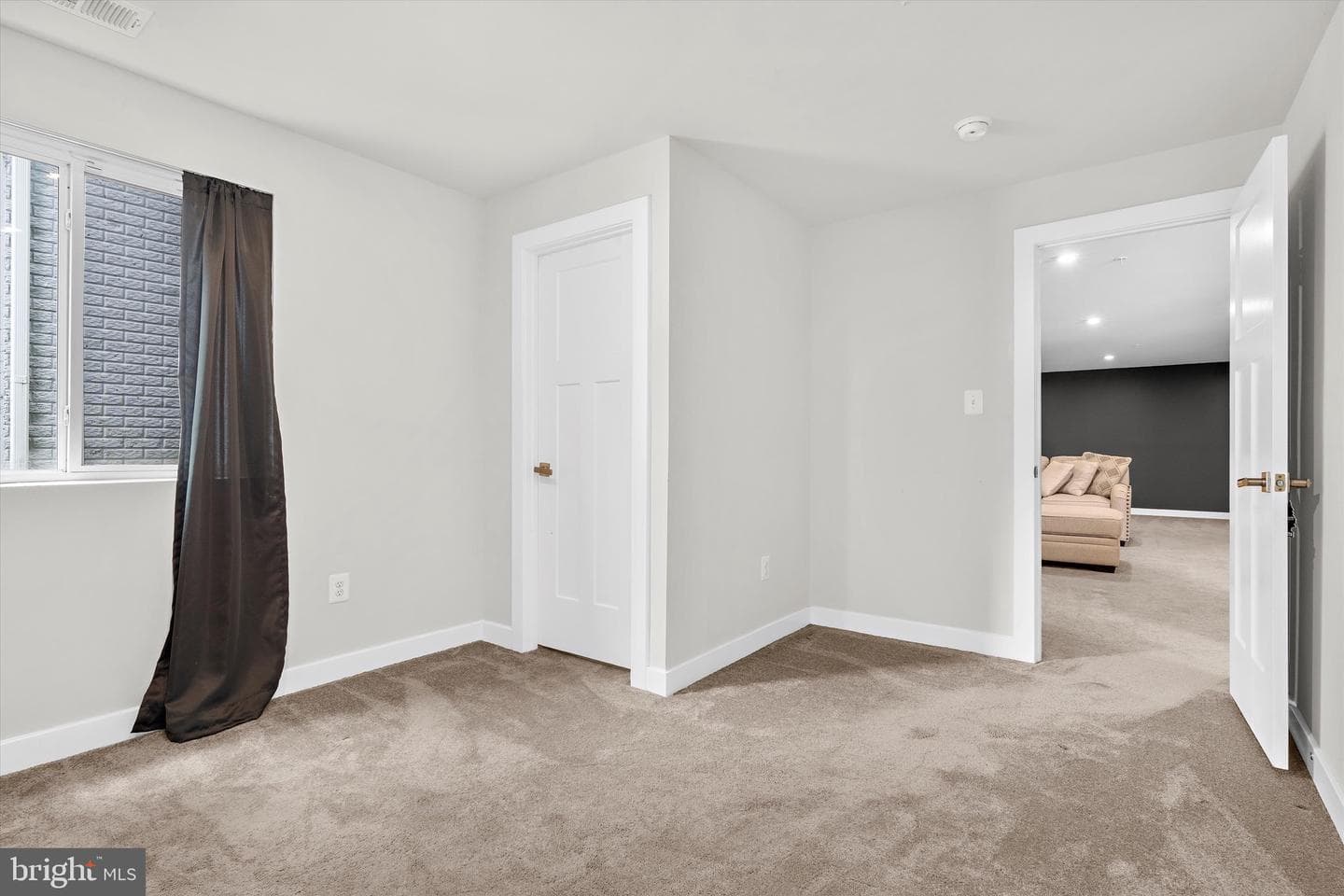 135 Limpkin Avenue photo 27