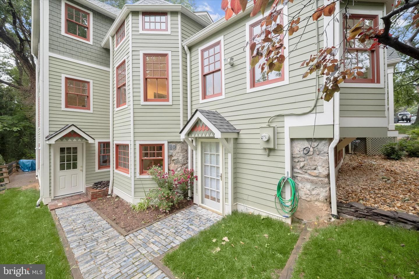 6004 Princeton Avenue photo 4