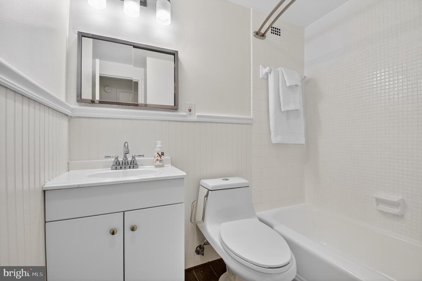 1900 Lyttonsville Road #718 photo 22