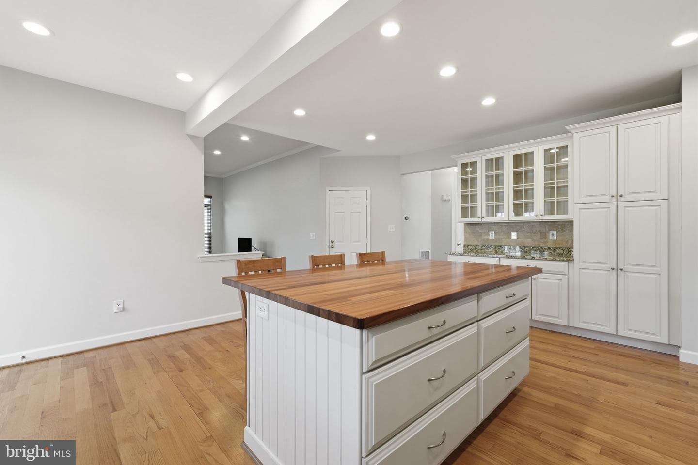 12511 Royal Crown Drive photo 7