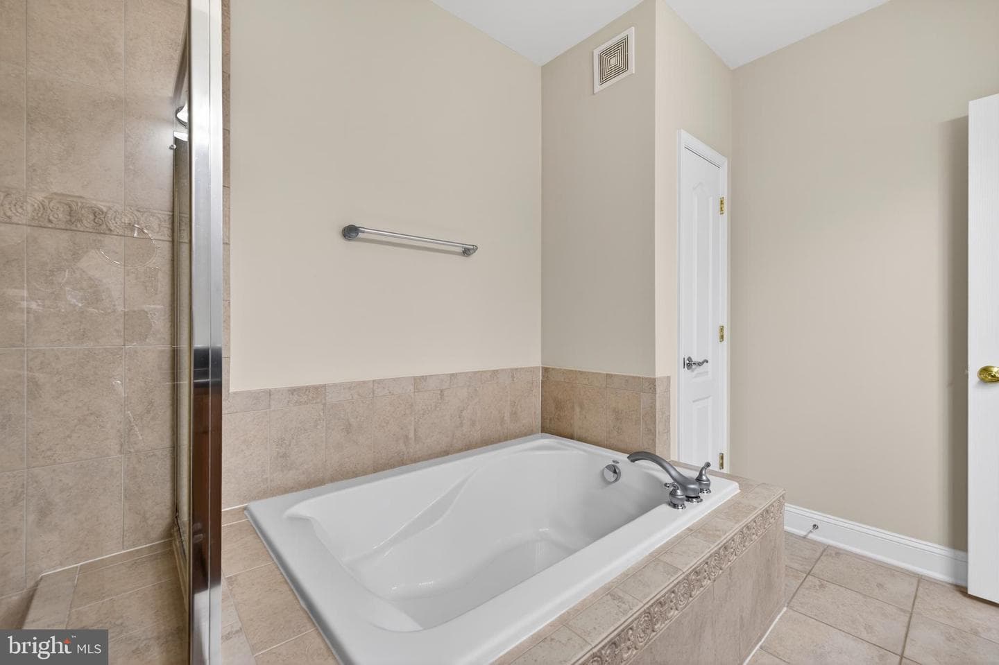 327 King Farm Boulevard #203 photo 9