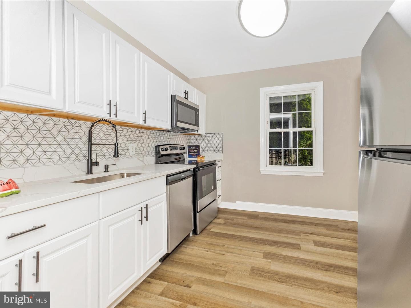 11 Ingleside Court photo 17