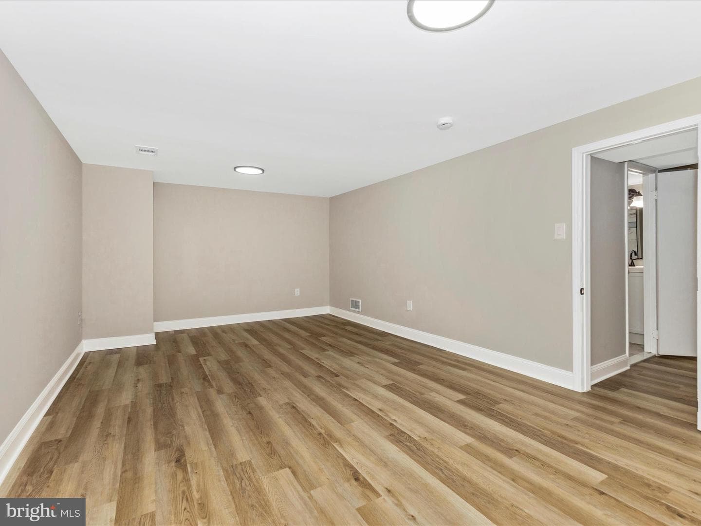 11 Ingleside Court photo 35
