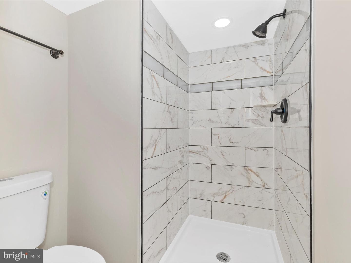 11 Ingleside Court photo 38