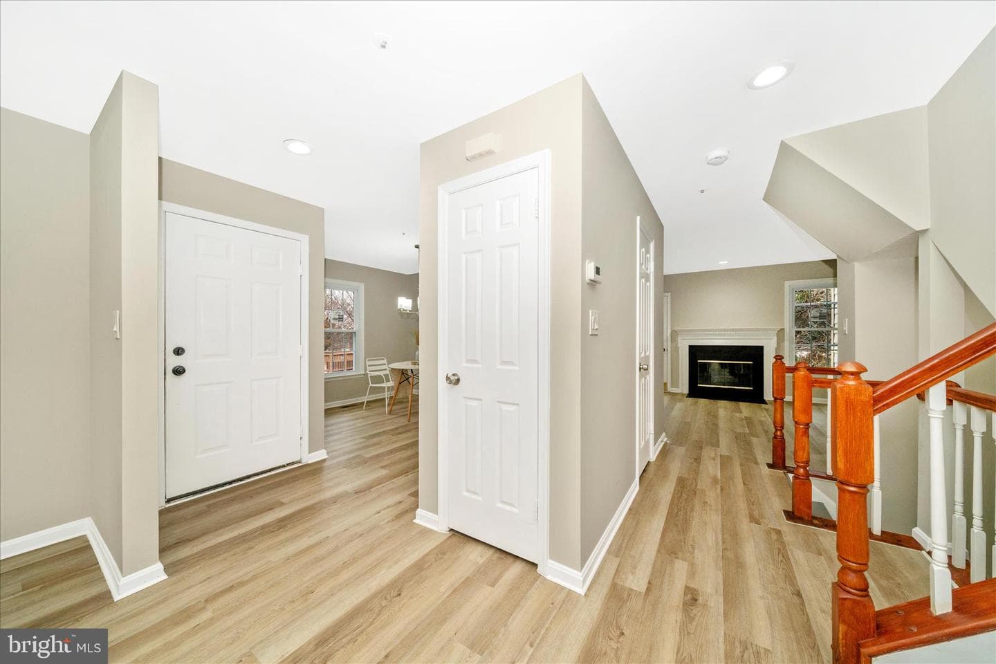 8648 Fountain Valley Drive photo 3