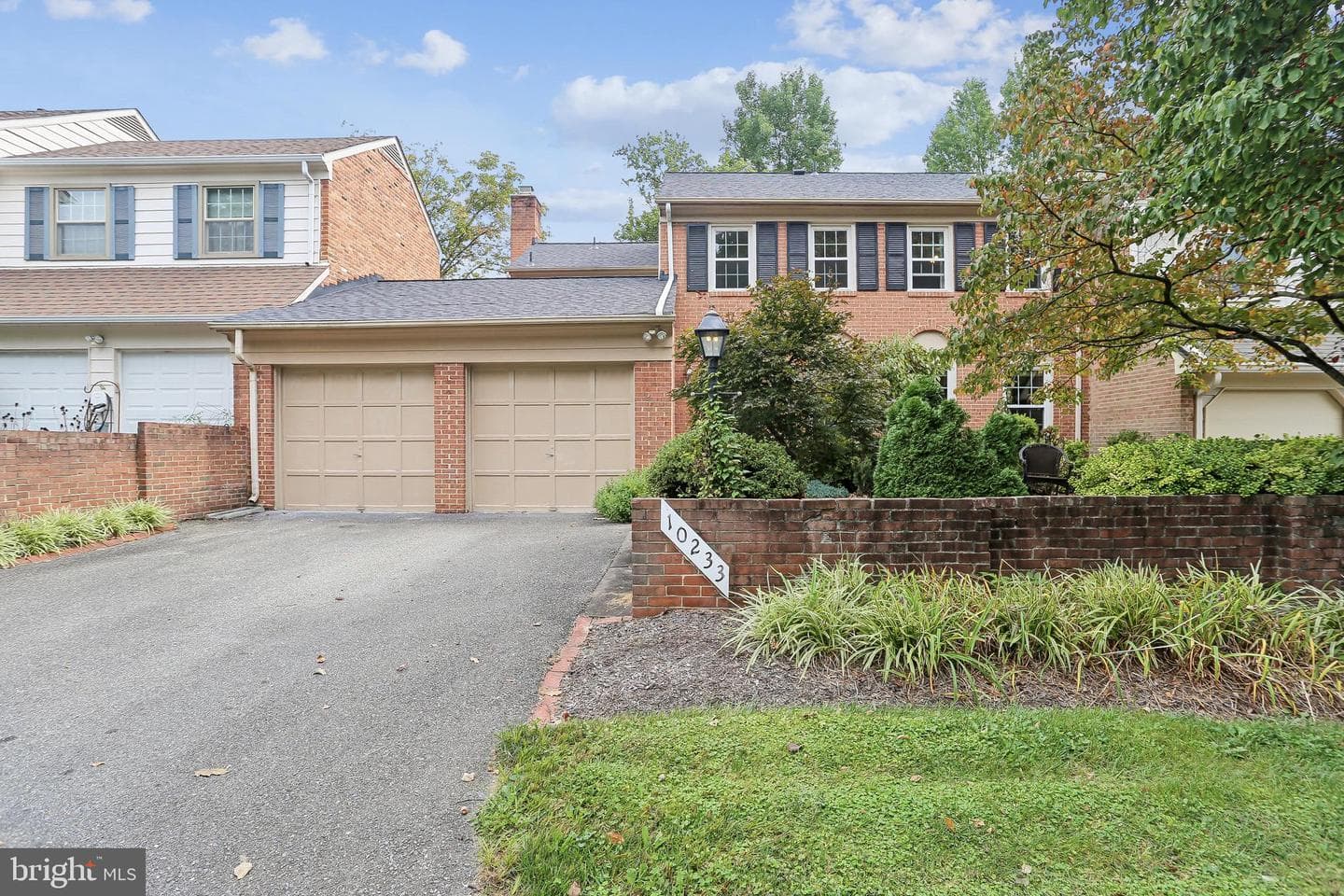 10233 Gainsborough photo 4